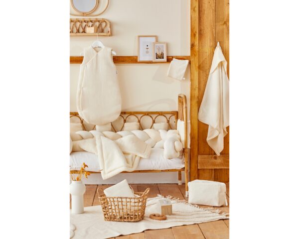 Tour de lit MIX & MATCH mousse de lait de BB&Co - Textiles Déco - 100% coton. Garnissage 100% polyester.