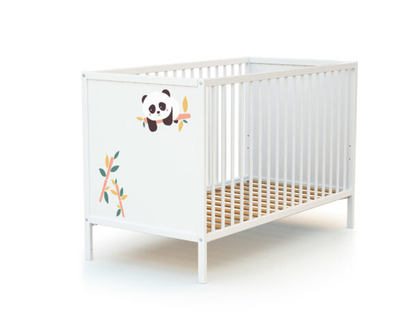 Duo lit bébé et commode à langer ALBA Panda de WEBABY - Les Bons plans AT4 - Panneaux de fibres haute densité laqués, panneaux de particules agglomérées mélaminés et hêtre massif.