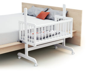 Convertible co-sleeping crib